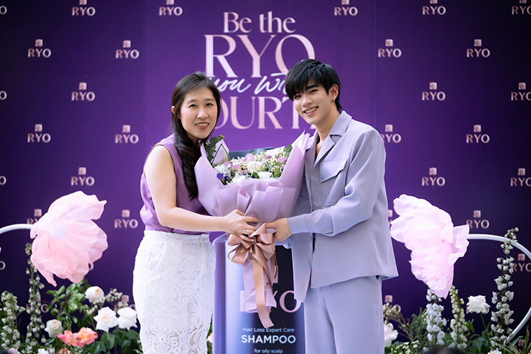 Beauty News, RYO, เรียว, 呂, Brand Ambassador, โกยุนจอง, โฟร์ท ณัฐวรรธน์, Global Ambassador, Local Ambassador, คนไทย, คนแรก, ดูแลเส้นผม, ผมร่วง, ผมแห้ง, หนังศีรษะแห้ง, นวดหนังศีรษะ